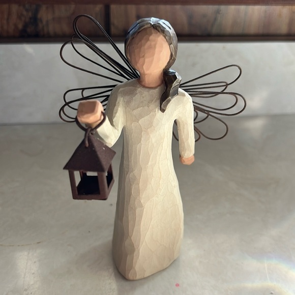 Willow Tree Angeline Hope figurine with original tag, packaging, and box. - Picture 1 of 4